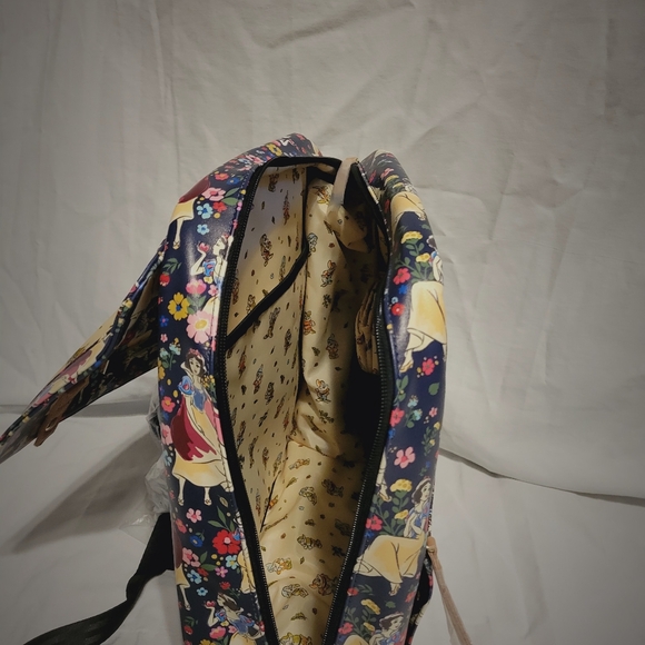 Petunia pickle bottom Meta back pack/ diaper bag - Picture 3 of 6